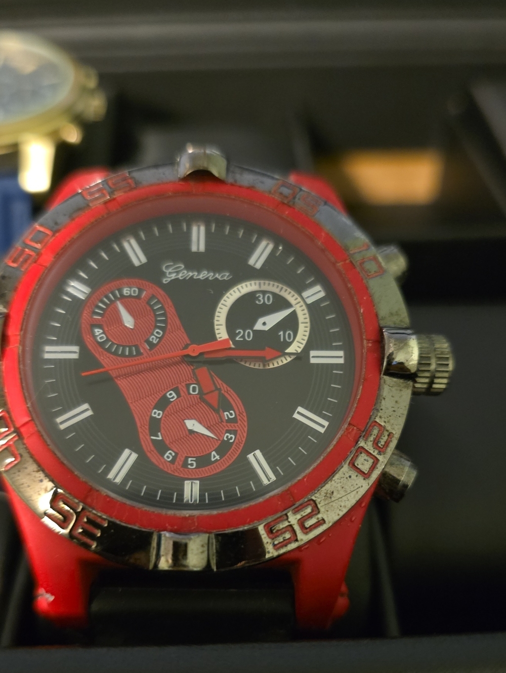 Red Men's Sport Chronograph Watch